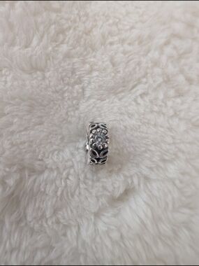 Pandora 791224CFW “Sparkling Twice As Nice” Flower Bead Charm, retired.